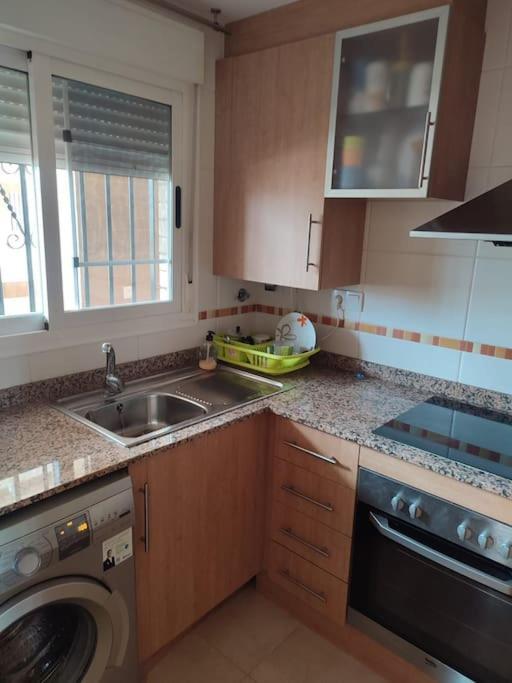 Apartment En Primera Linea De Playa Con Vistas